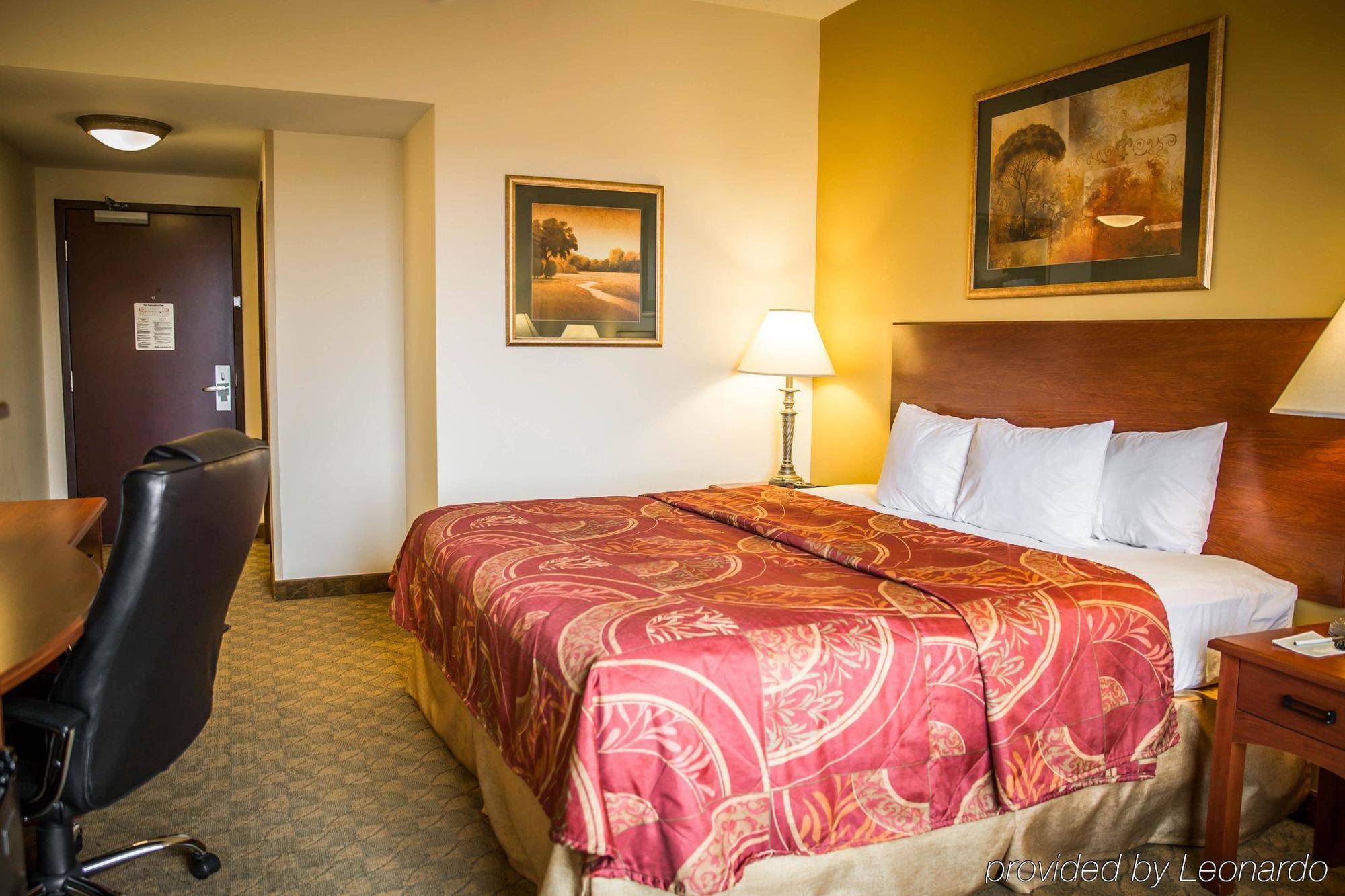 Holiday Inn Express & Suites Clear Spring By Ihg Экстерьер фото