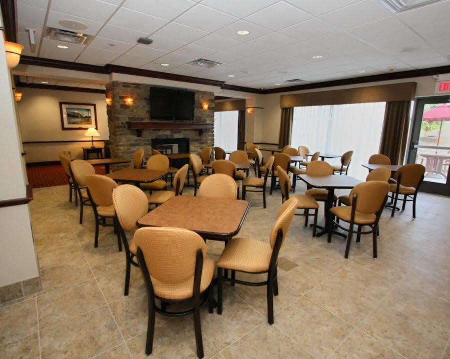 Holiday Inn Express & Suites Clear Spring By Ihg Экстерьер фото